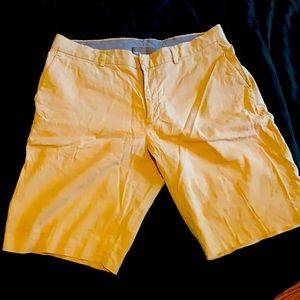 Men’s dress shorts. Size 32.
